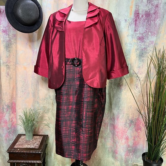 📌Dana Kay Beautiful Shiny Sleeveless Dress with 1/2 Sleeves Jacket - Picture 1 of 16